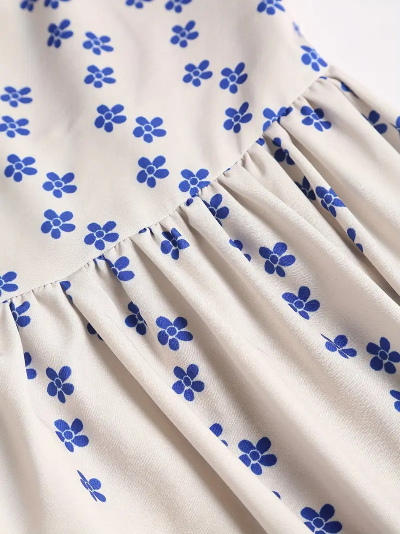 5b4789a30bed4ff98c9e9b43e88a5f56-Max