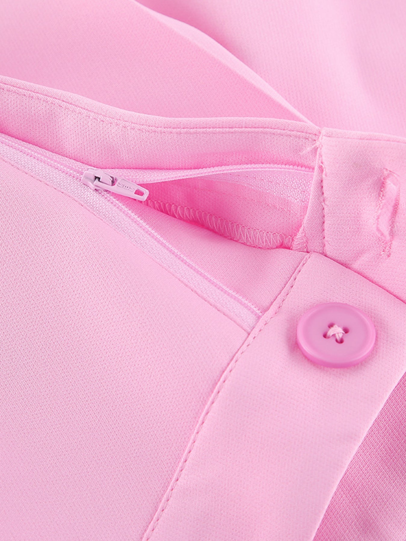 95f5efad01aa46bca58c2d6e563cda4b-Max